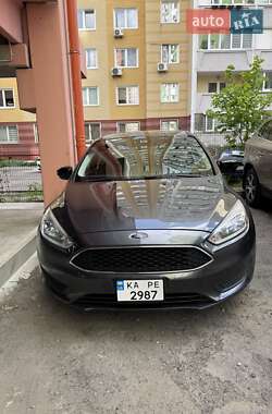 Хэтчбек Ford Focus 2015 в Киеве