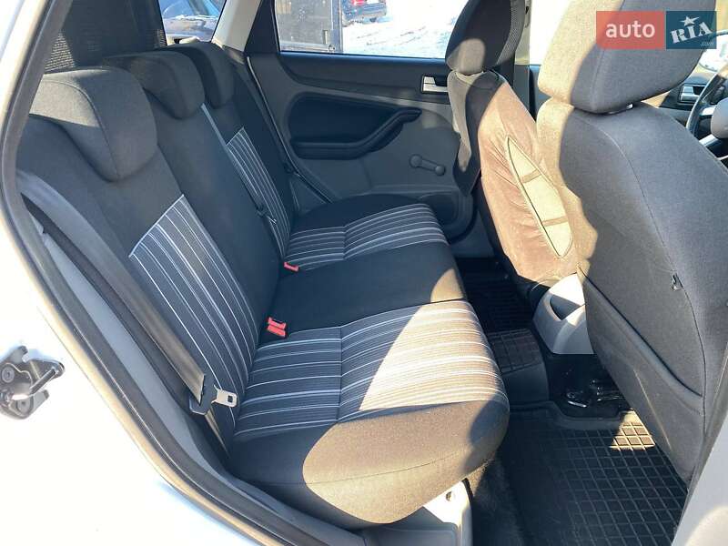 Универсал Ford Focus 2010 в Киеве