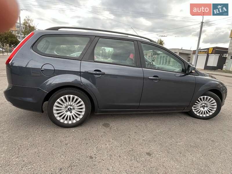 Универсал Ford Focus 2010 в Березному