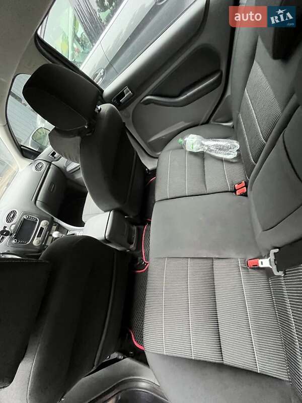 Универсал Ford Focus 2010 в Березному