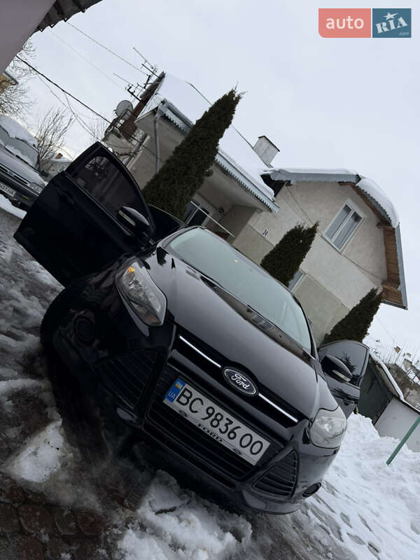 Седан Ford Focus 2013 в Стрые