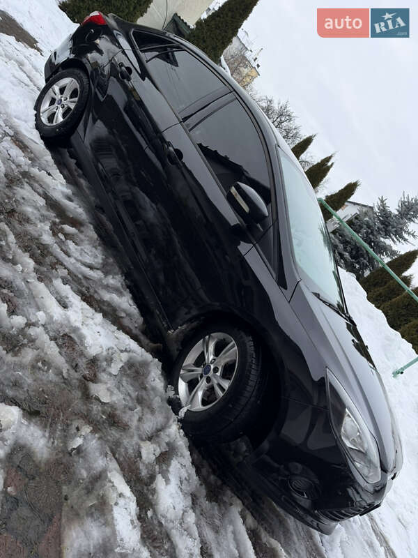 Седан Ford Focus 2013 в Стрые