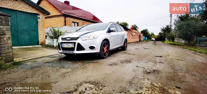 Ford Focus 2011