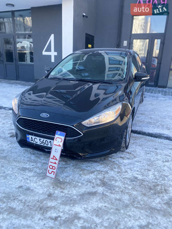 Седан Ford Focus 2015 в Чернігові
