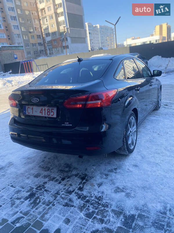 Седан Ford Focus 2015 в Чернігові