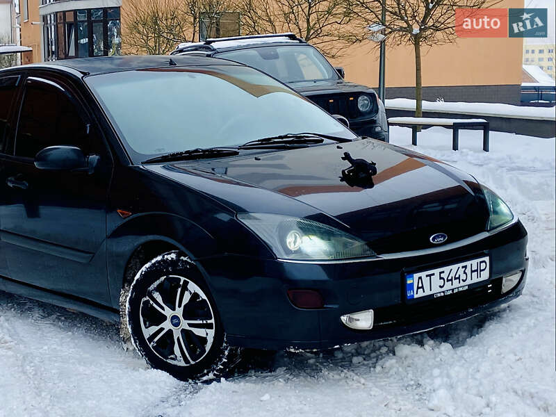 Хетчбек Ford Focus 2000 в Івано-Франківську