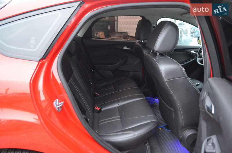 Хетчбек Ford Focus 2014 в Києві фото 21 Хетчбек Ford Focus 2014 в Києві