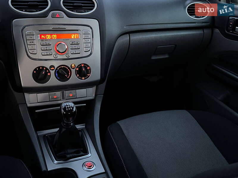 Хетчбек Ford Focus 2010 в Дрогобичі