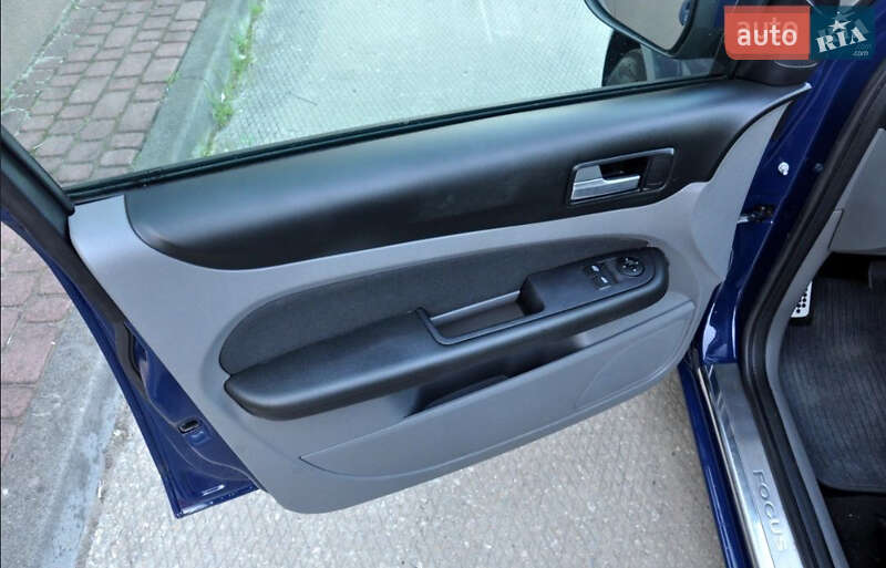 Универсал Ford Focus 2010 в Львове