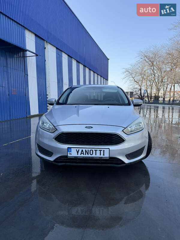 Хетчбек Ford Focus 2016 в Одесі фото 2 Хетчбек Ford Focus 2016 в Одесі