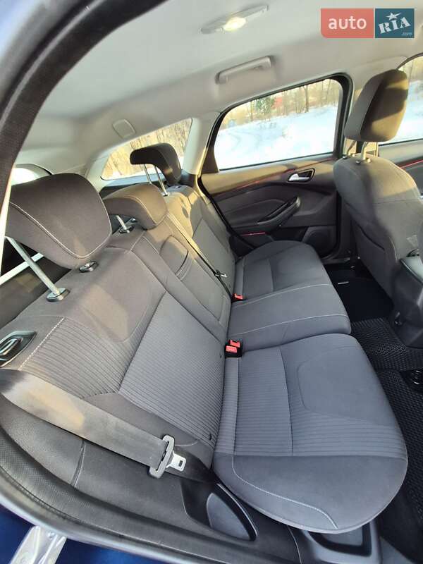 Універсал Ford Focus 2011 в Конотопі