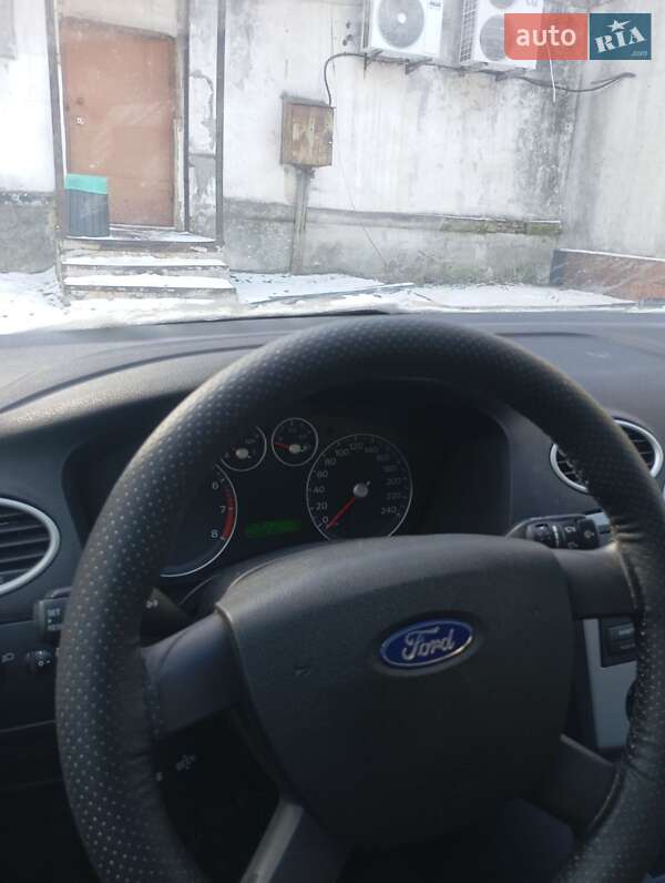 Універсал Ford Focus 2005 в Кривому Розі