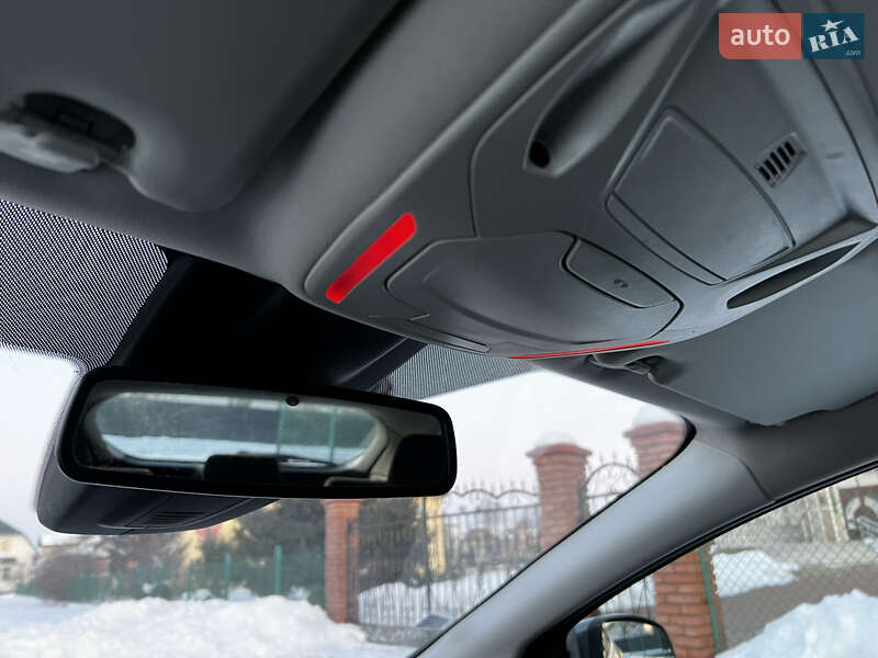 Хетчбек Ford Focus 2012 в Стрию