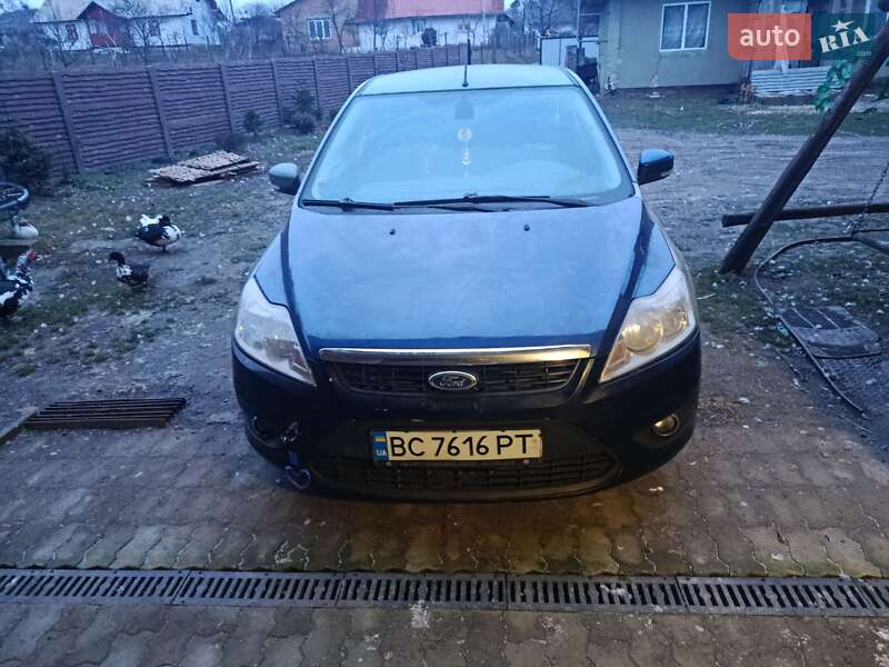 Хэтчбек Ford Focus 2008 в Золочеве