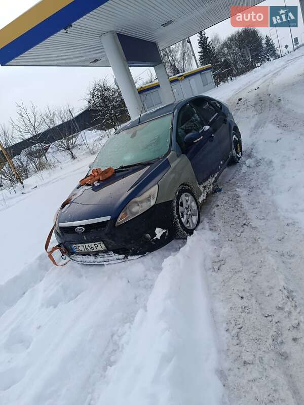 Хэтчбек Ford Focus 2008 в Золочеве