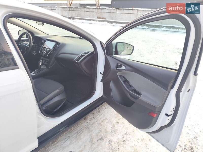 Хэтчбек Ford Focus 2014 в Киеве фото 15 Хэтчбек Ford Focus 2014 в Киеве