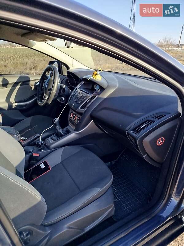 Седан Ford Focus 2014 в Новой Одессе