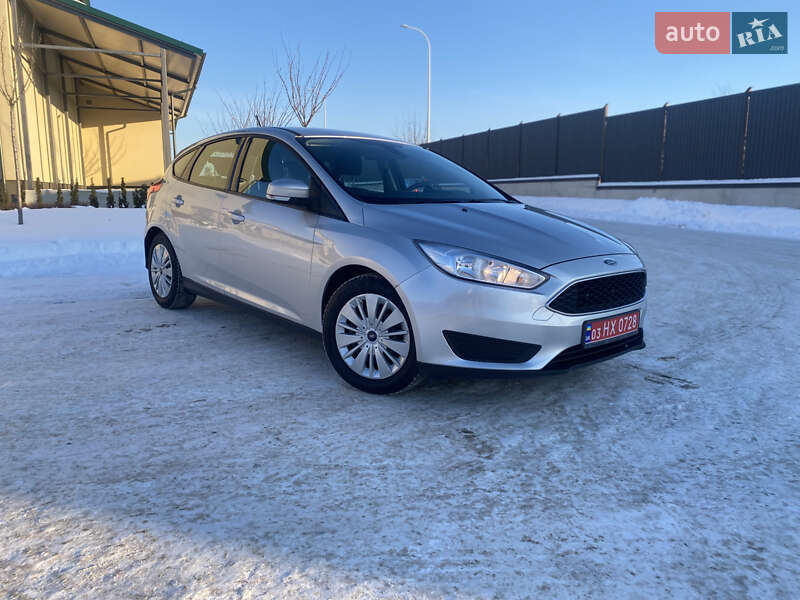 Хэтчбек Ford Focus 2018 в Луцке фото Хэтчбек Ford Focus 2018 в Луцке