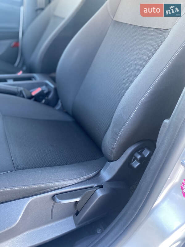 Хэтчбек Ford Focus 2018 в Луцке фото 21 Хэтчбек Ford Focus 2018 в Луцке