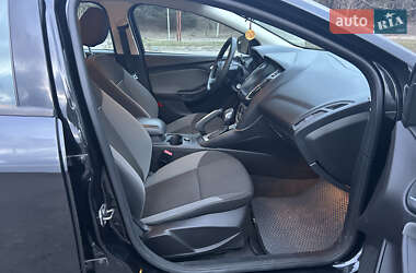 Седан Ford Focus 2012 в Горишних Плавнях