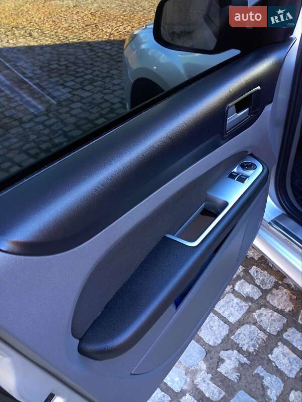 Універсал Ford Focus 2010 в Первомайську фото 14 Універсал Ford Focus 2010 в Первомайську