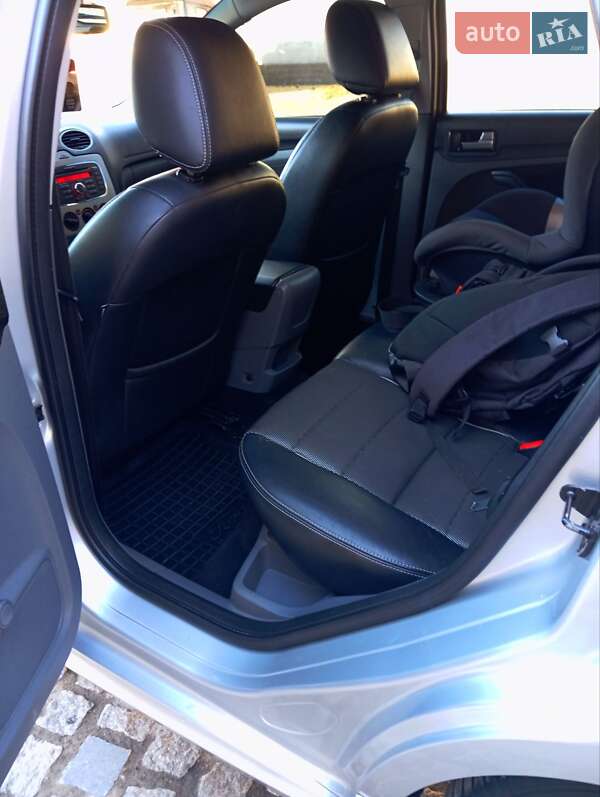 Універсал Ford Focus 2010 в Первомайську фото 21 Універсал Ford Focus 2010 в Первомайську