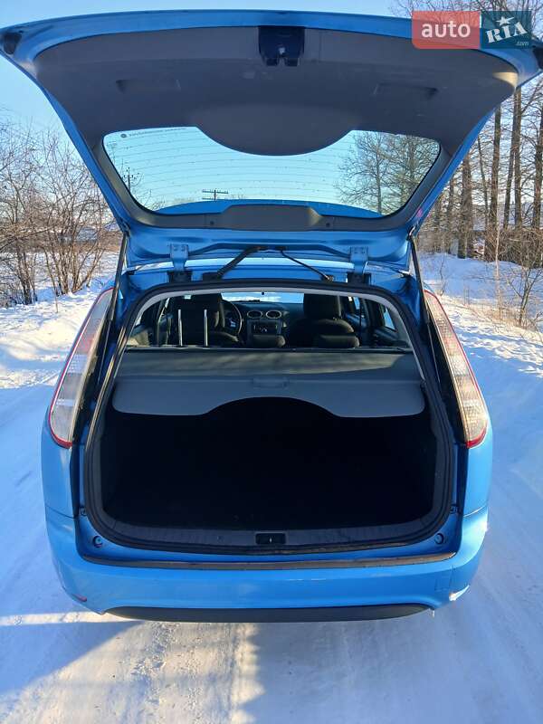 Універсал Ford Focus 2010 в Черняхові