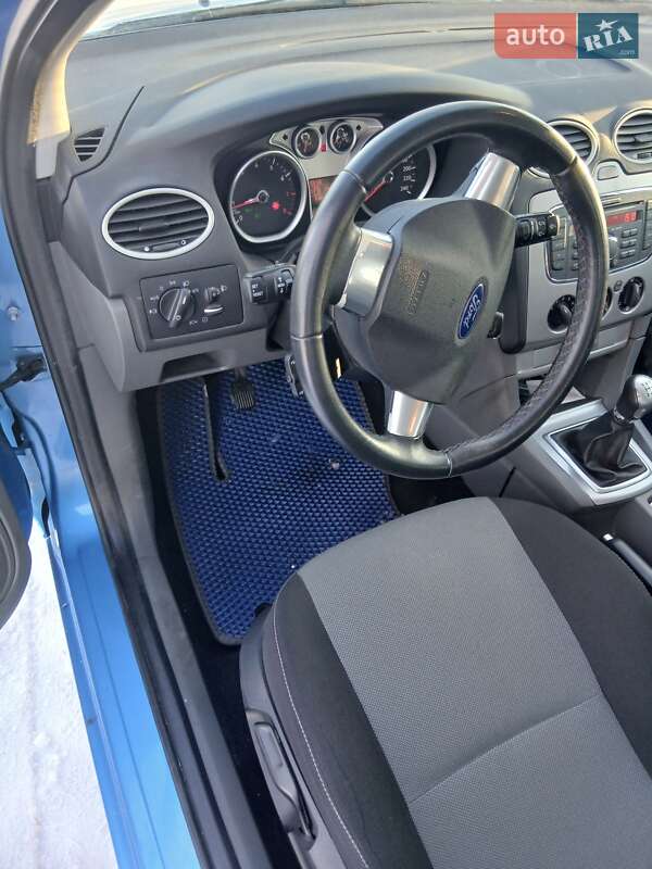 Універсал Ford Focus 2010 в Черняхові