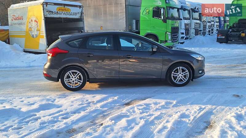 Хэтчбек Ford Focus 2017 в Калуше