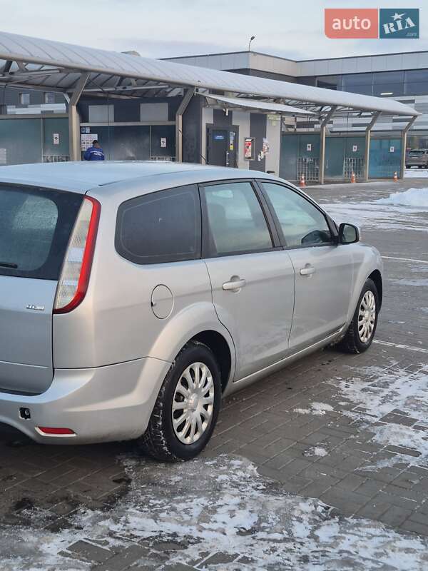 Универсал Ford Focus 2009 в Черкассах