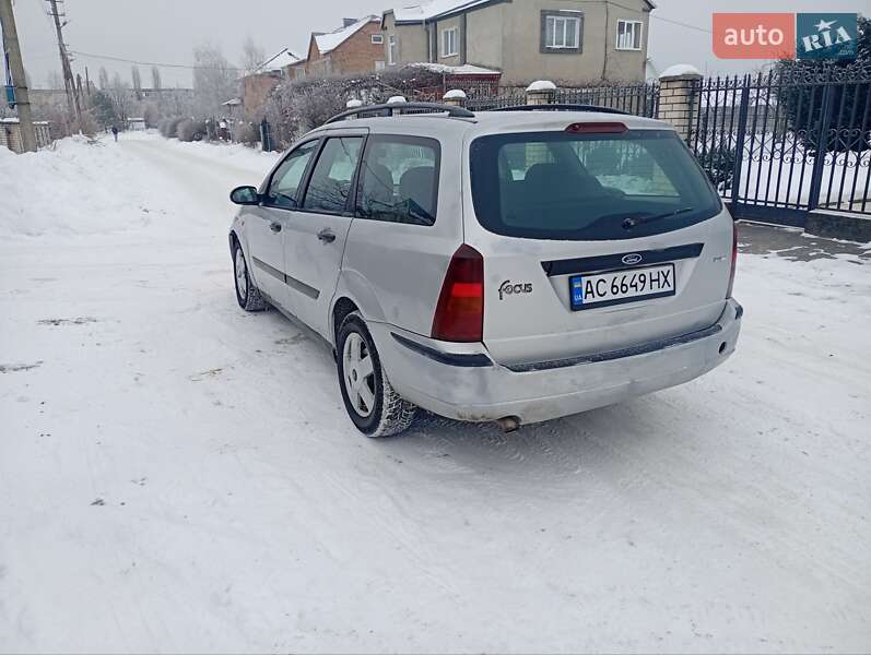 Универсал Ford Focus 2003 в Вараше