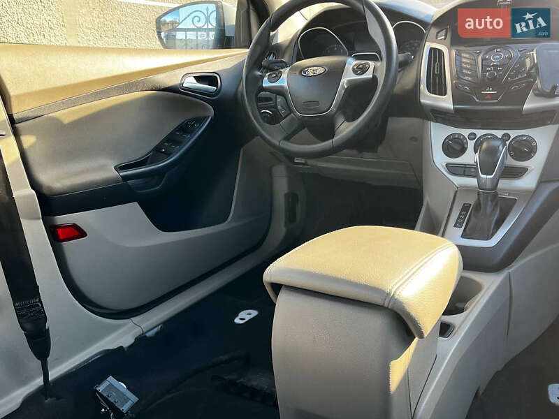 Седан Ford Focus 2014 в Городенке фото 3 Седан Ford Focus 2014 в Городенке