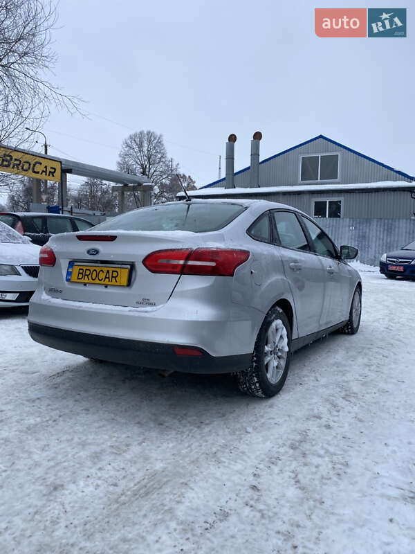 Седан Ford Focus 2015 в Луцьку