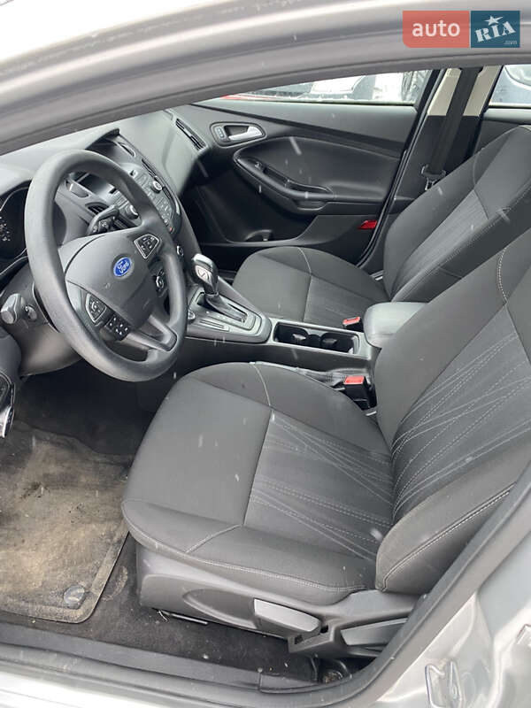 Седан Ford Focus 2015 в Луцьку