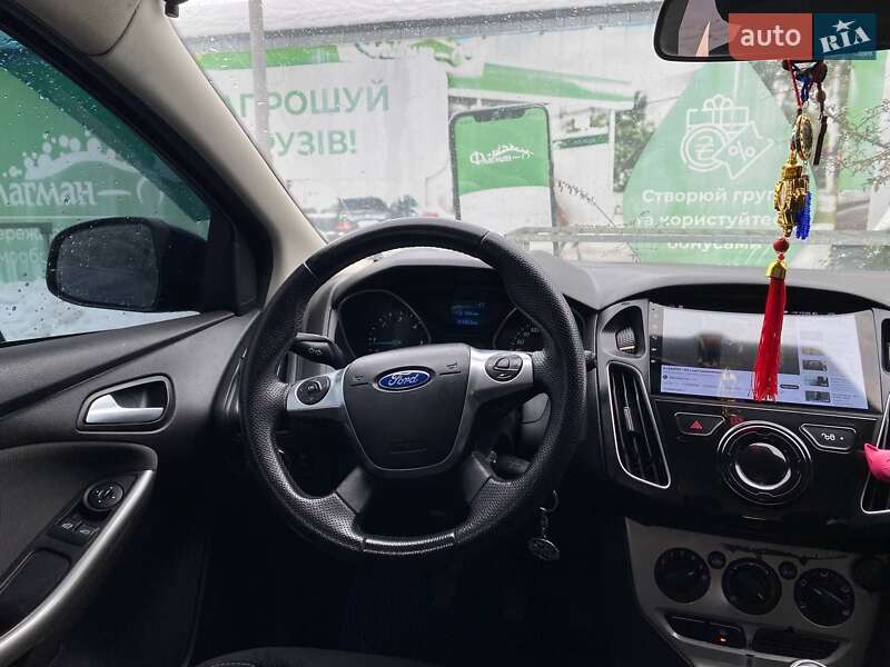 Універсал Ford Focus 2012 в Івано-Франківську