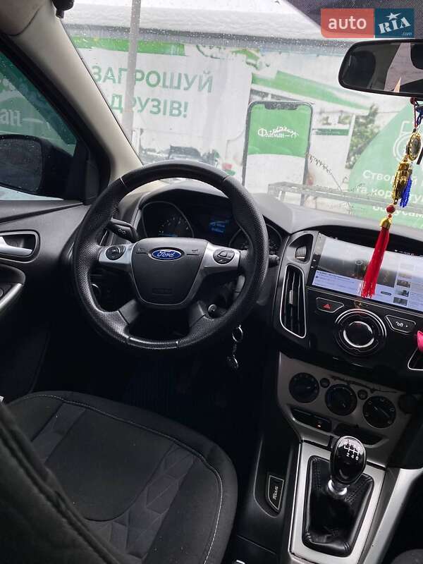 Універсал Ford Focus 2012 в Івано-Франківську