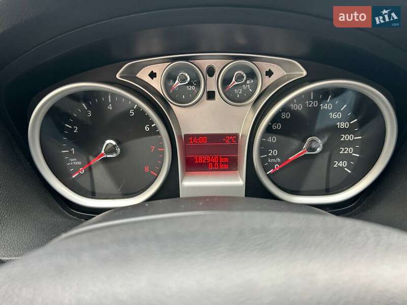 Хэтчбек Ford Focus 2010 в Днепре фото 9 Хэтчбек Ford Focus 2010 в Днепре