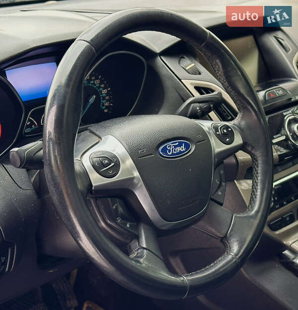 Седан Ford Focus 2012 в Дніпрі
