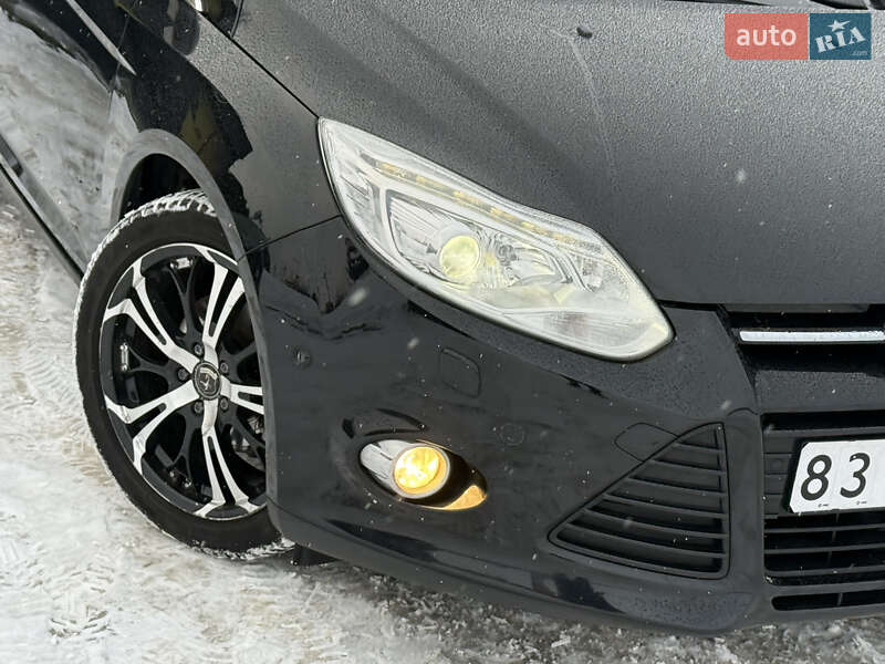Хетчбек Ford Focus 2013 в Стрию