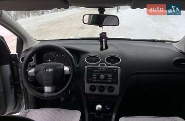 Хэтчбек Ford Focus 2005 в Ужгороде