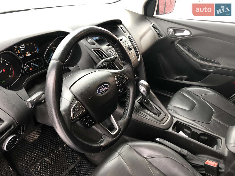 Хетчбек Ford Focus 2015 в Львові