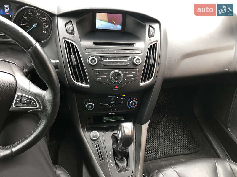 Хетчбек Ford Focus 2015 в Львові