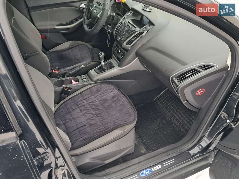 Универсал Ford Focus 2011 в Дунаевцах