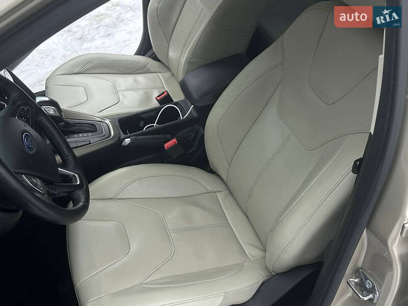 Седан Ford Focus 2018 в Черновцах