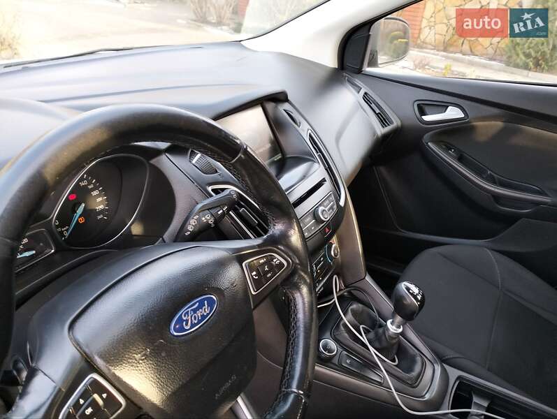 Універсал Ford Focus 2015 в Миколаєві фото 32 Універсал Ford Focus 2015 в Миколаєві