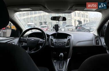 Седан Ford Focus 2015 в Киеве