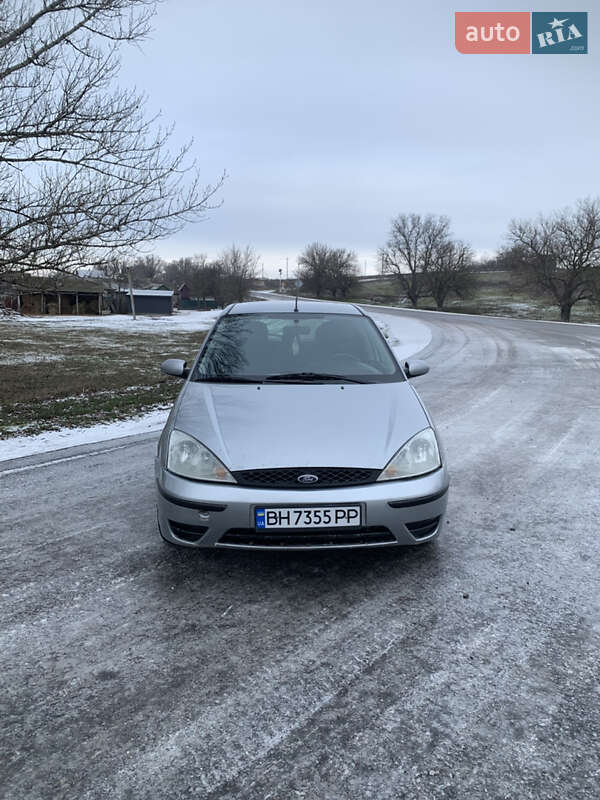 Хетчбек Ford Focus 2003 в Захарівці фото 2 Хетчбек Ford Focus 2003 в Захарівці