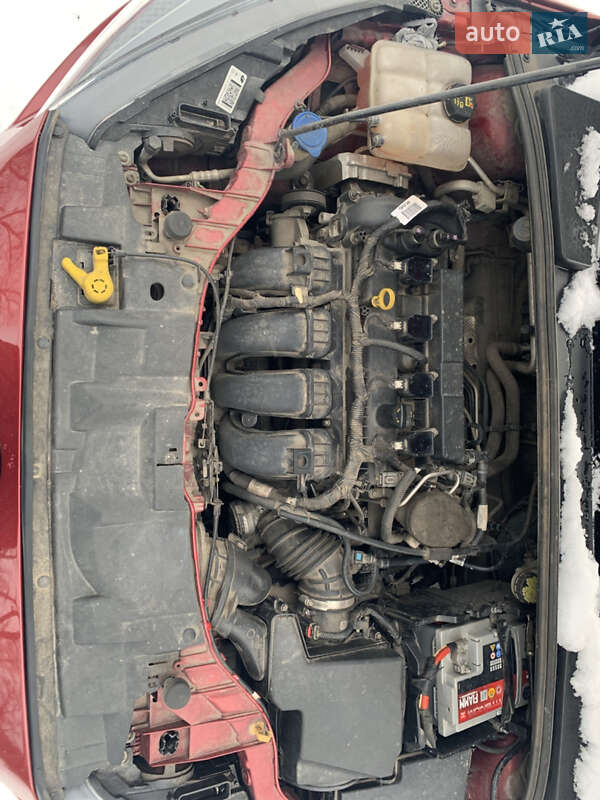 Седан Ford Focus 2015 в Сумах