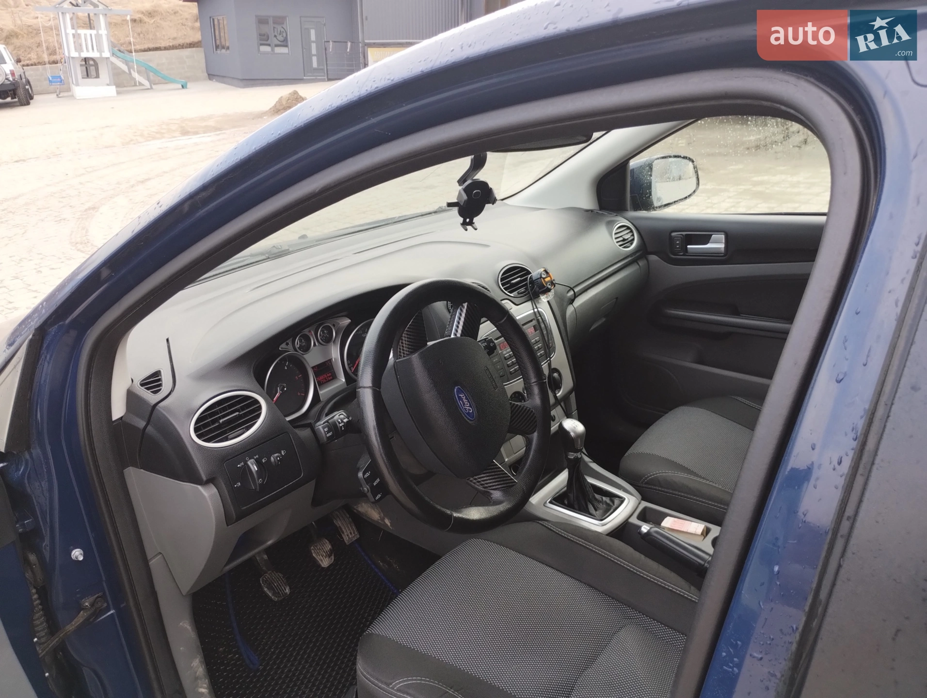 2010 Ford Focus - мініатюра 8