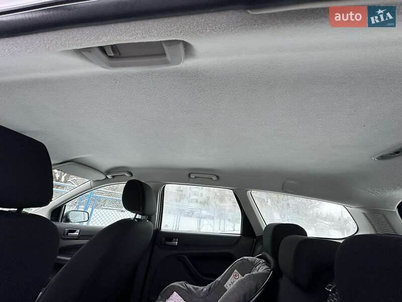 Універсал Ford Focus 2005 в Рівному